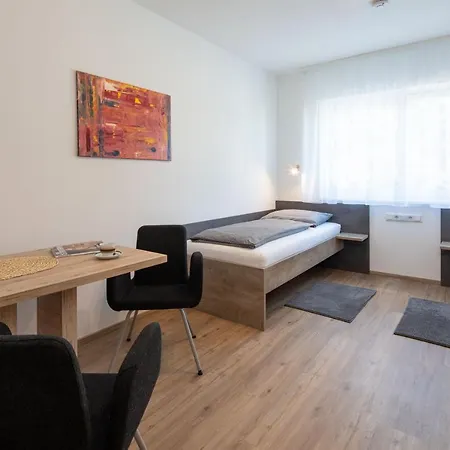 Haus Adk Отель *